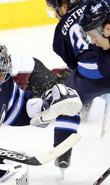 Jets end six-game losing streak with win over Avalanche